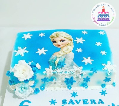 Frozen Elsa Square Cake.jpg
